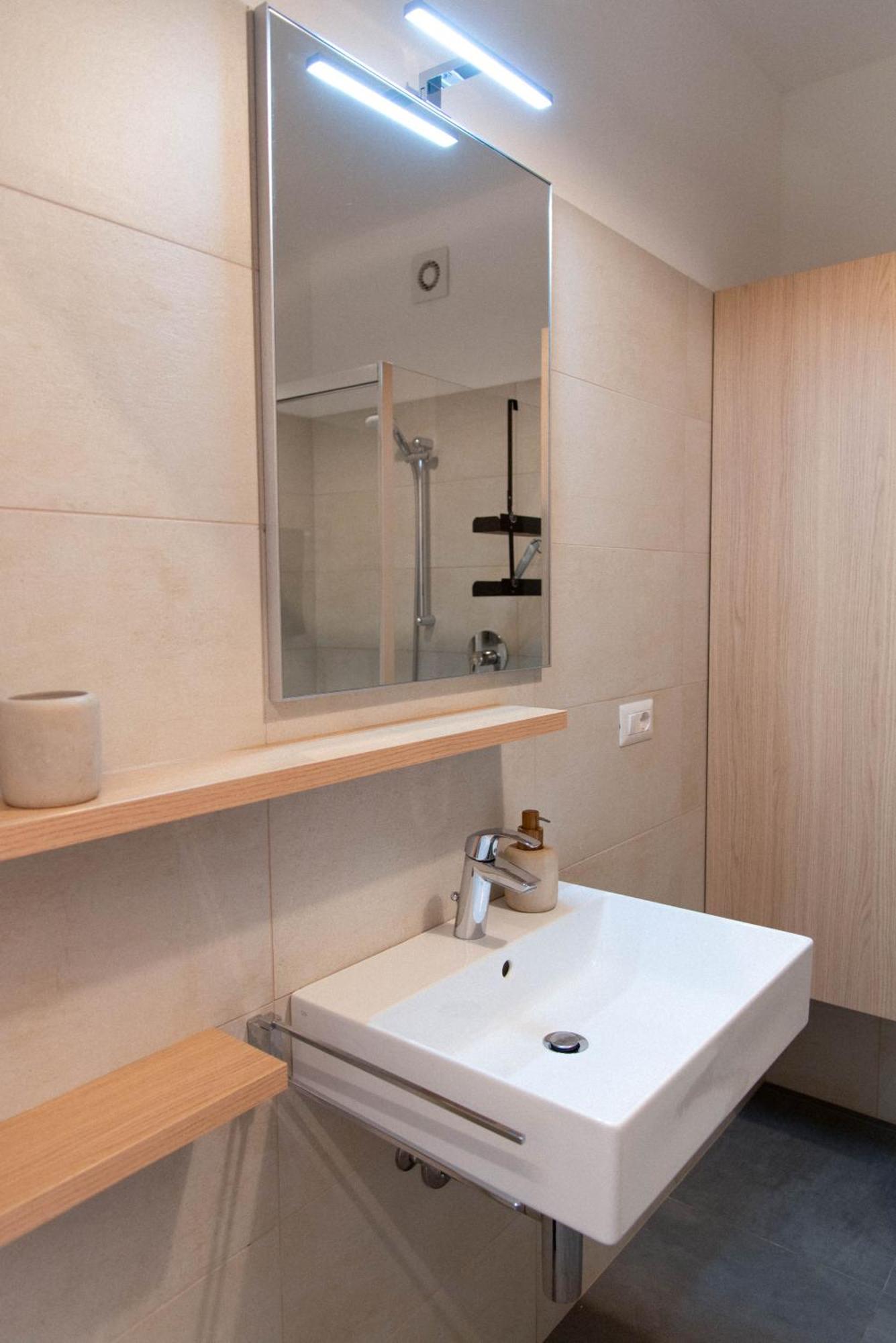 La Serena - Apartment In Malcesine Buitenkant foto